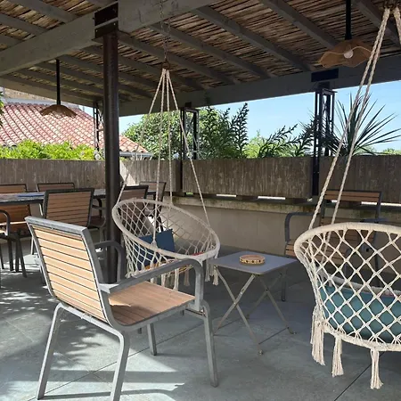 D'architecte 6 Pers. Avec Terrasse Et Jardin à - Fr-1-426-480